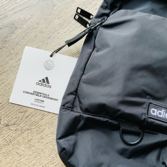 NWT❤️ Adidas Black Convertible Crossbody Bag - Picture 3 of 10